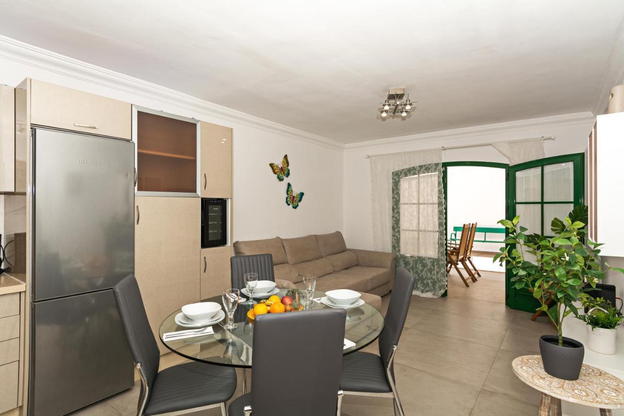 Apartment Oceanic Breeze Share Pool By Pvl Puerto del Carmen  Buitenkant foto
